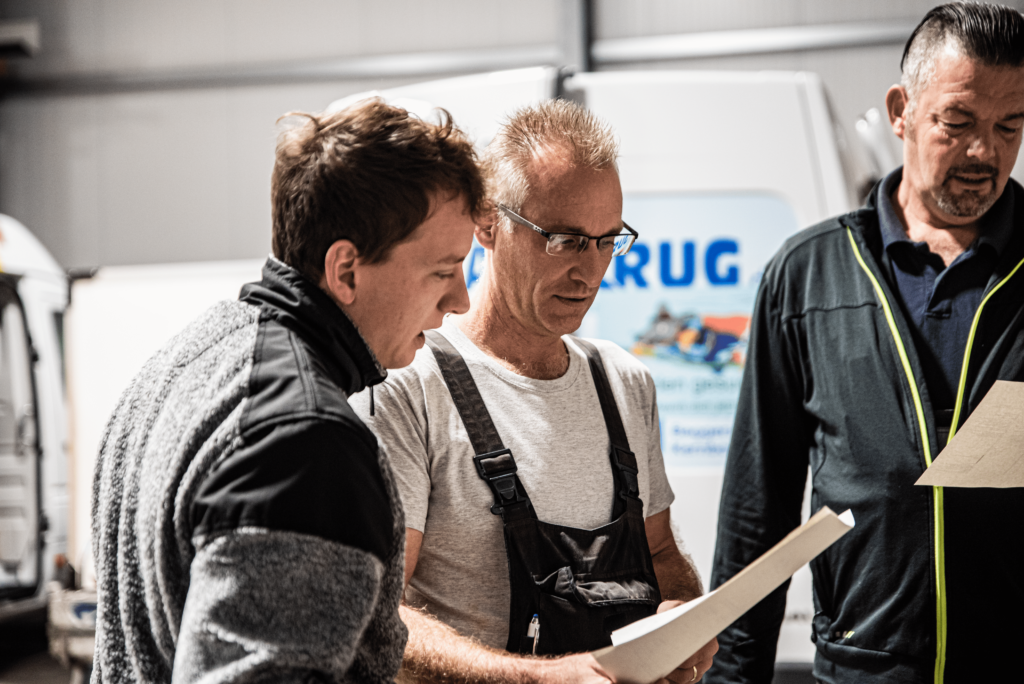 Kanal Krug Mitarbeiter